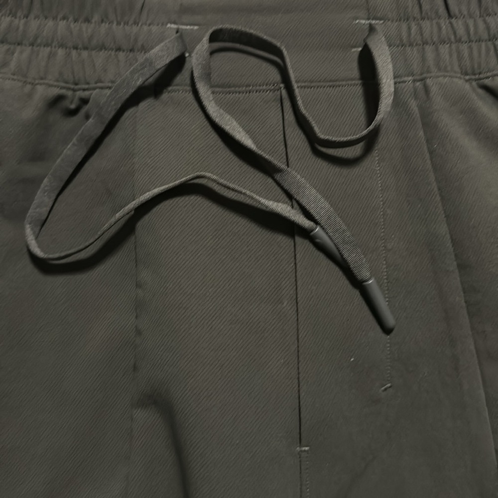 Lululemon Real Reset Men’s Shorts 13” - Picture 4 of 10